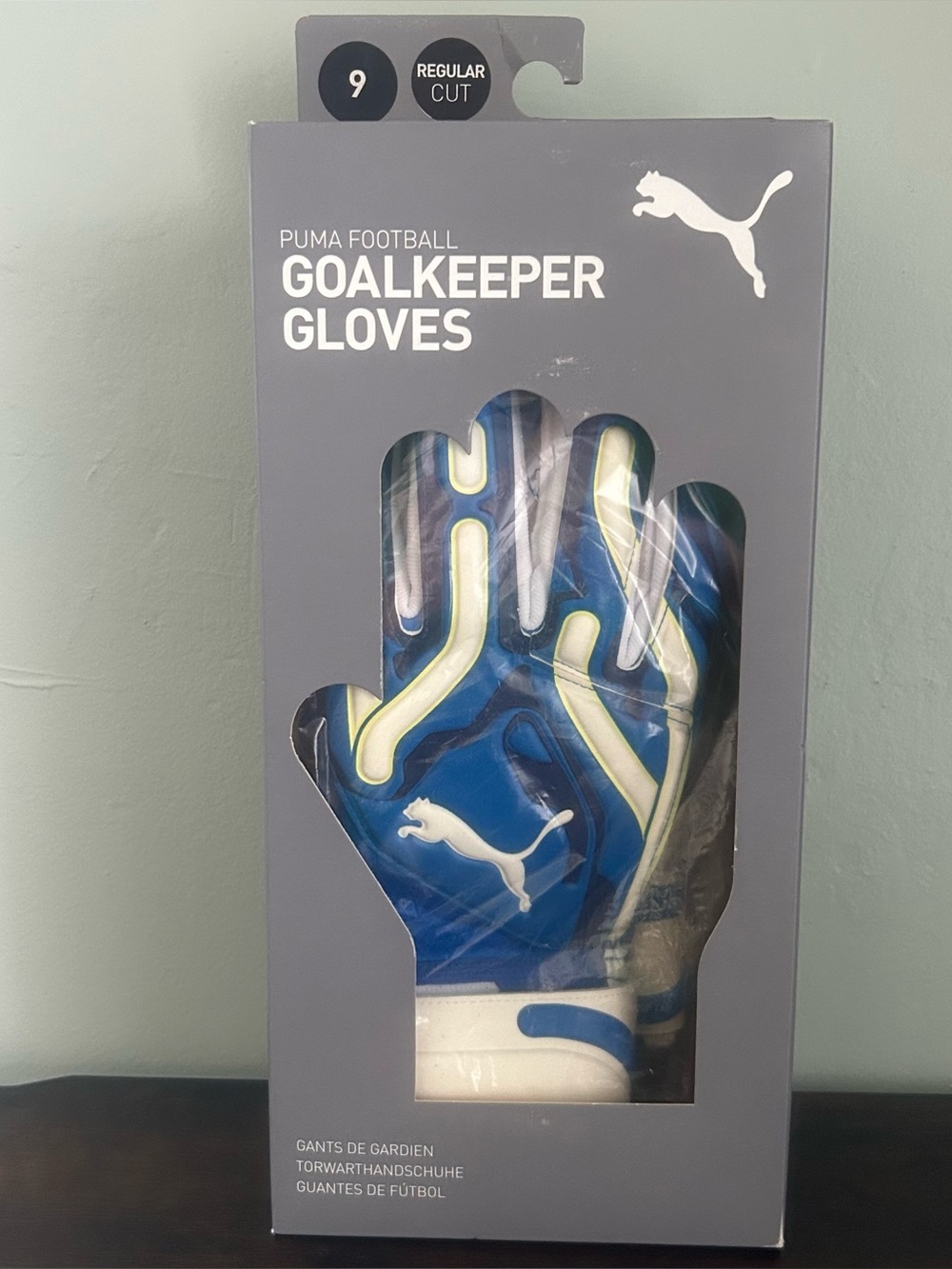 Puma Ultra Pro RC Goalkeeper GK Soccer Gloves Blue Size 9 041859-02